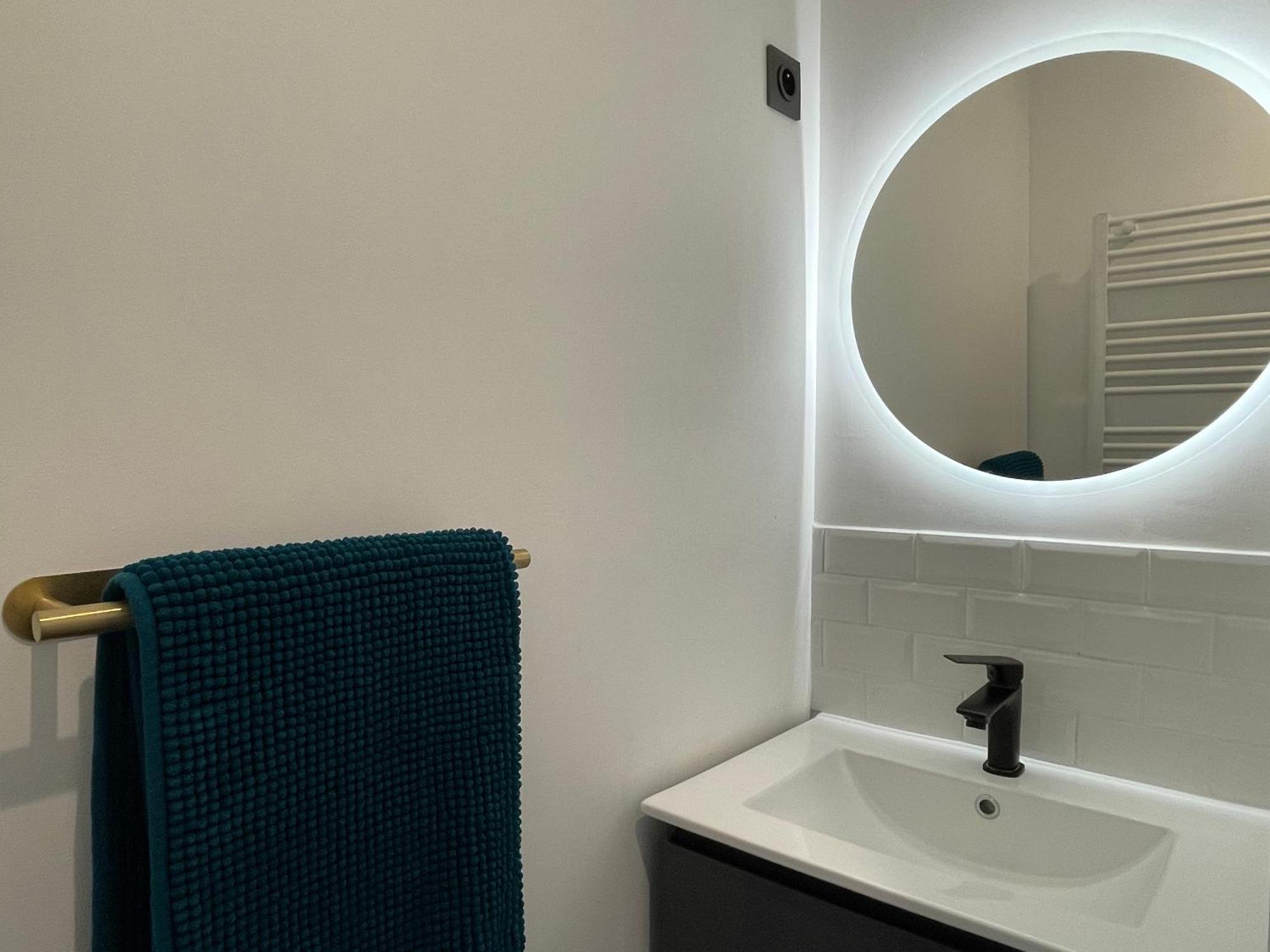 Les 3 Suites - 6 Personnes - 3 Chambres Avec Sdb Privatives Lens Exterior photo